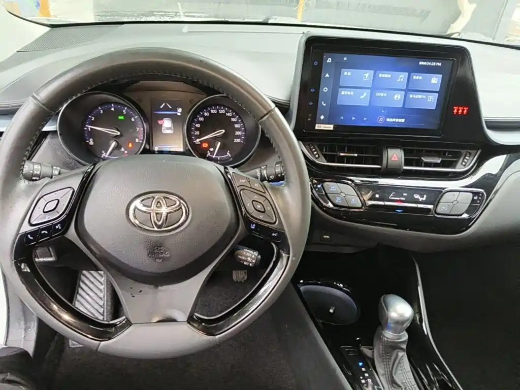 Toyota IZOA — миниатюра 10