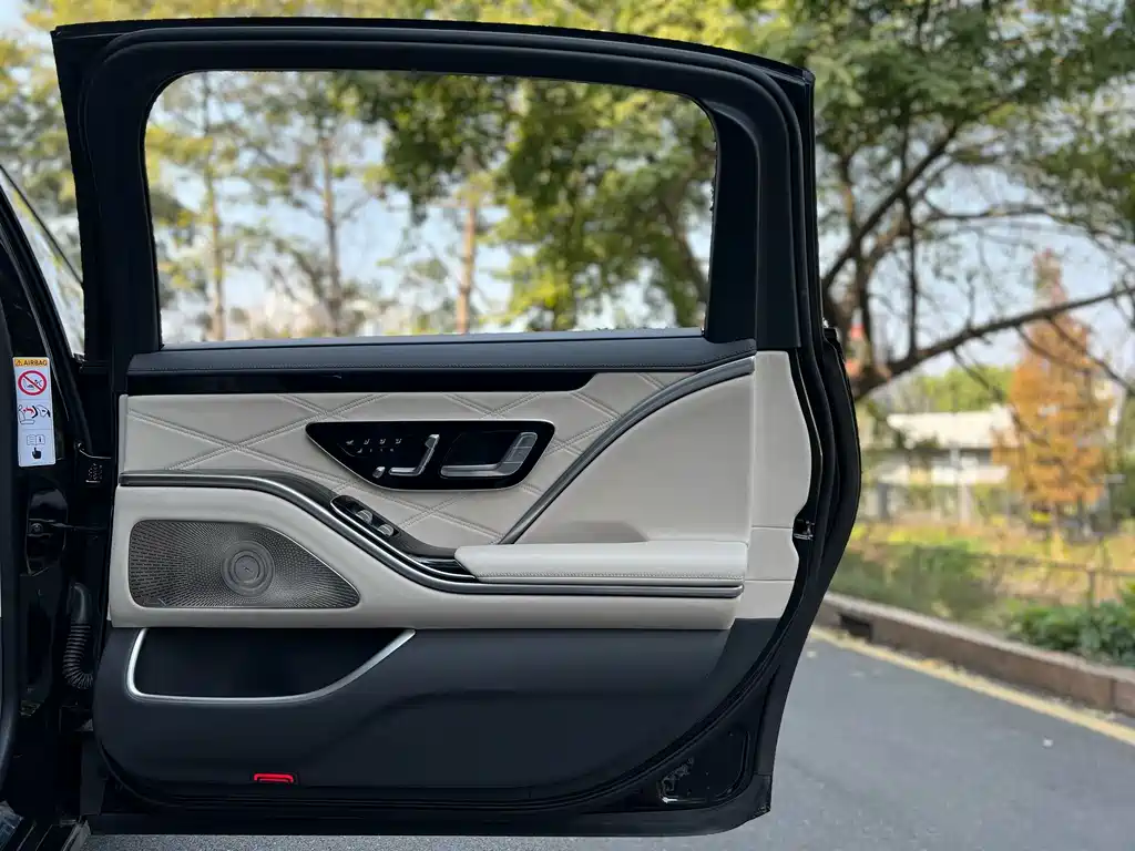 Mercedes-Benz S-Class — миниатюра 20