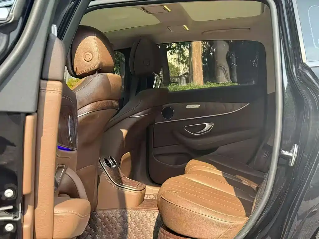 Mercedes-Benz E-Class E 2023 E 300 L Sport Luxury