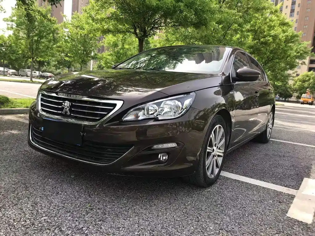 Peugeot 408