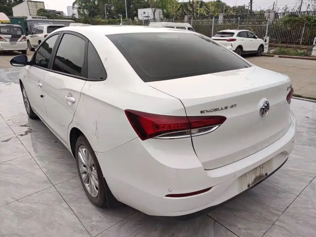 Buick Excelle — миниатюра 5