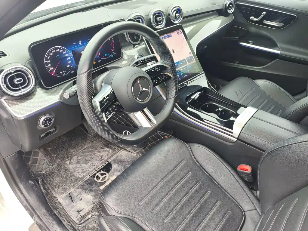 Mercedes-Benz C-Class — миниатюра 10