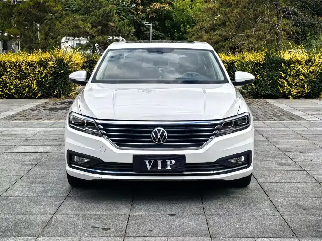 Volkswagen Lavida — миниатюра 2