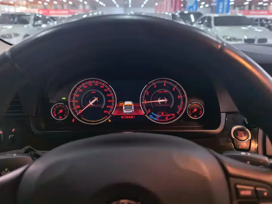 BMW 5 Series — миниатюра 14