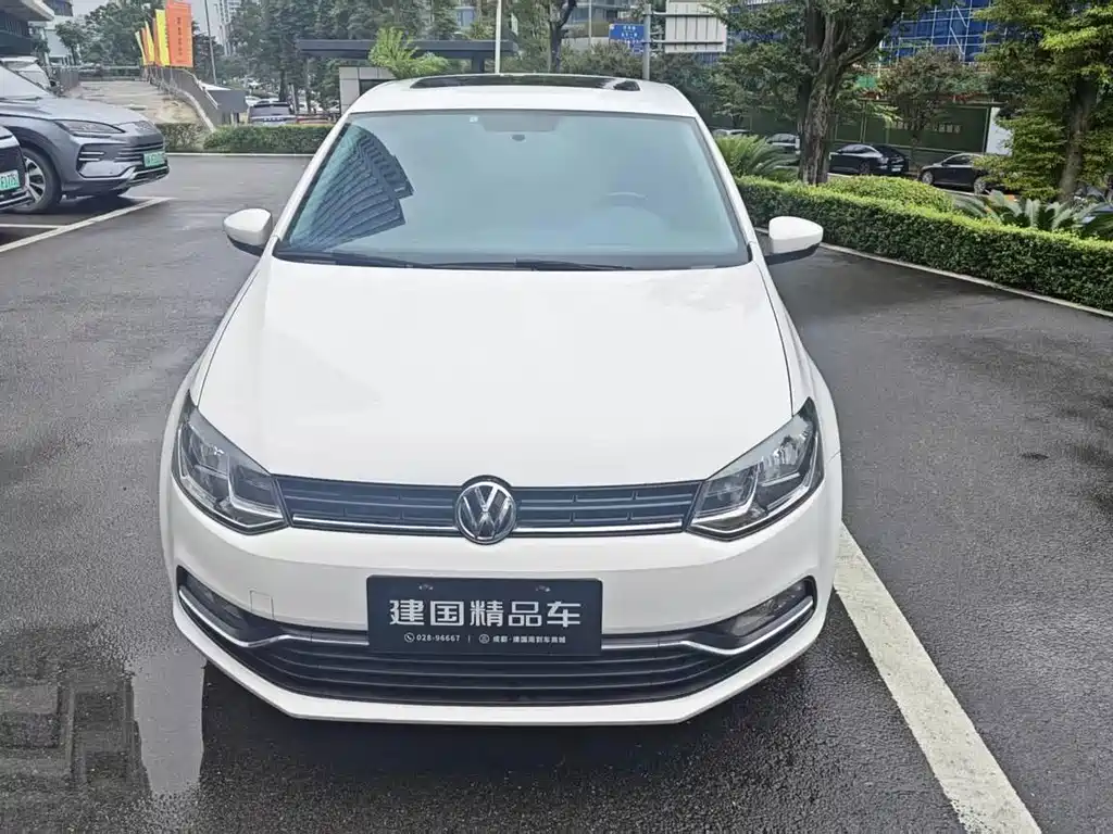 Volkswagen Polo — миниатюра 2