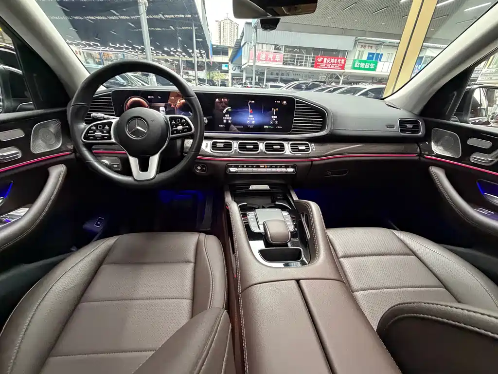Mercedes-Benz GLE (Import) — миниатюра 25