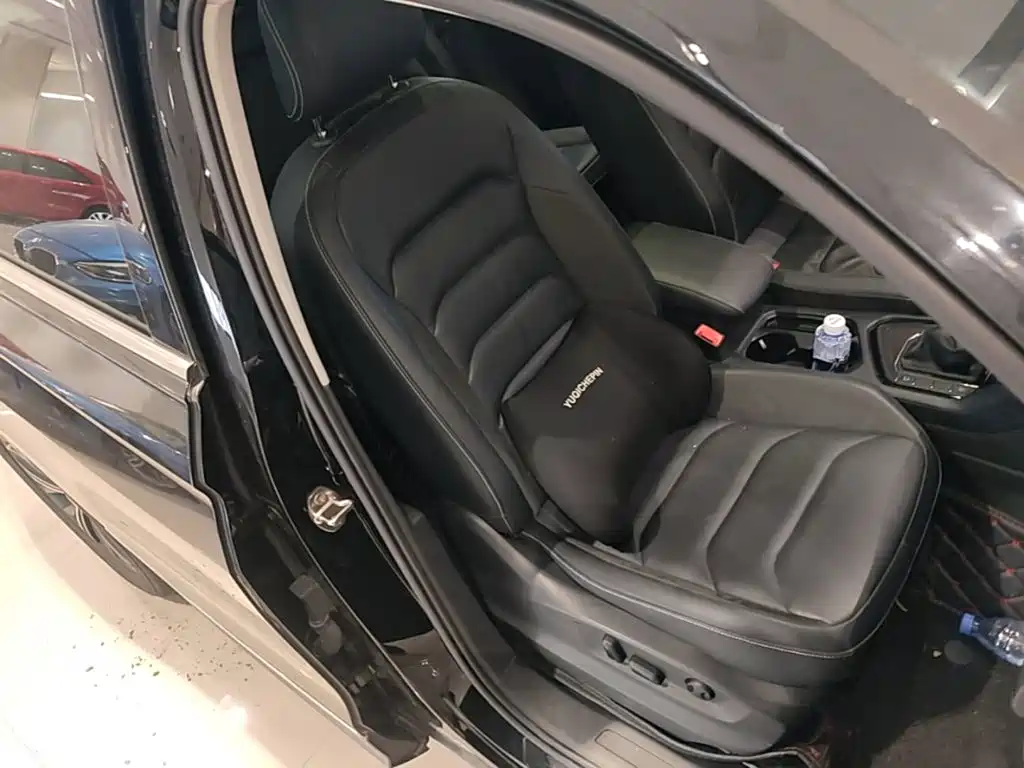 Volkswagen Tiguan L — миниатюра 25
