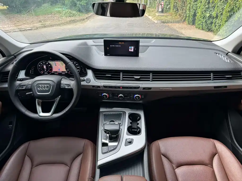 Audi Q7 — миниатюра 7