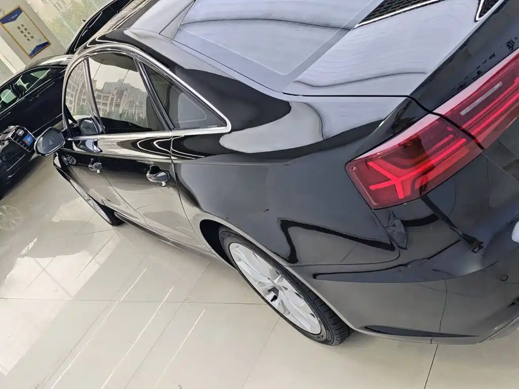 Audi A6L — миниатюра 6