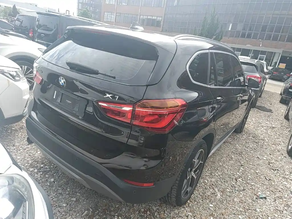 BMW X1 — миниатюра 7