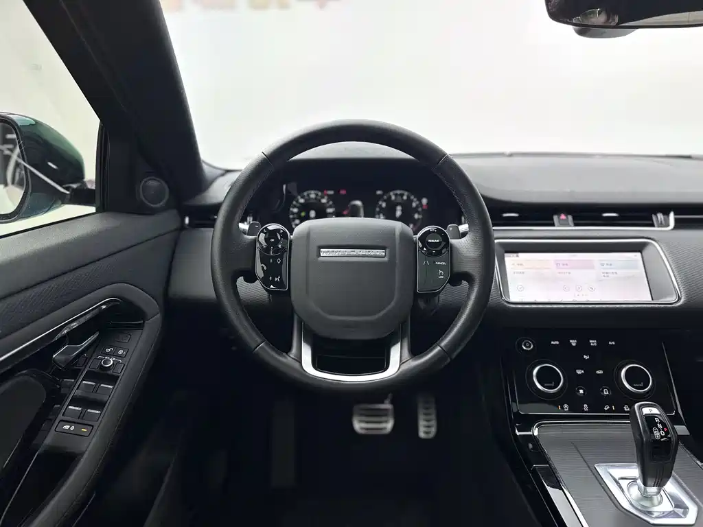 Land Rover Evoque — миниатюра 12