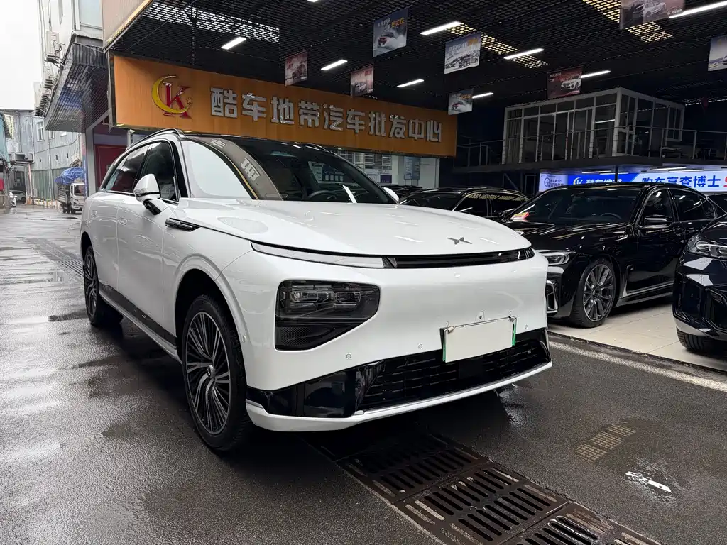 XPeng G9 — миниатюра 3
