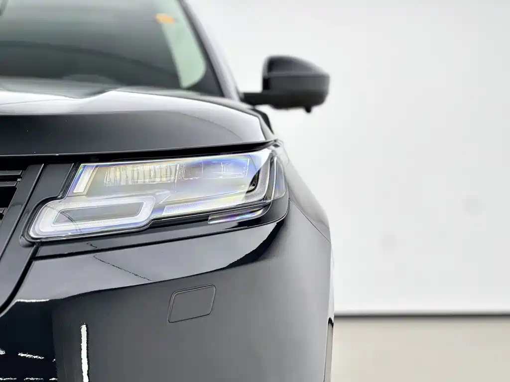 Land Rover Velar — миниатюра 12