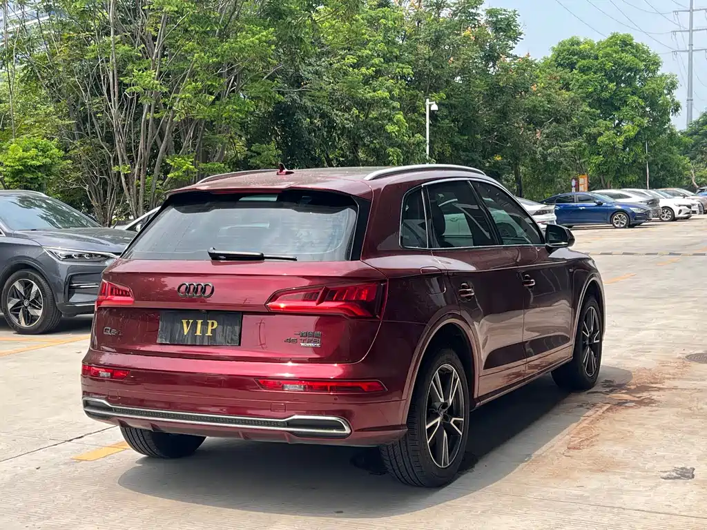 Audi Q5L — миниатюра 10