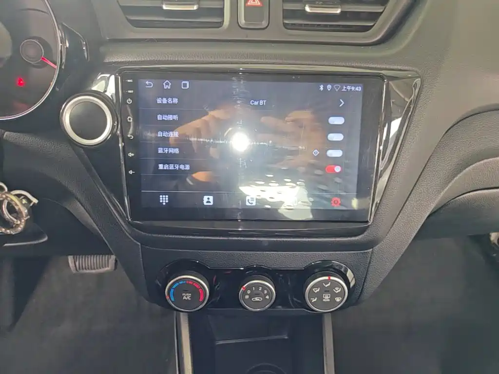 Kia K2 — миниатюра 13
