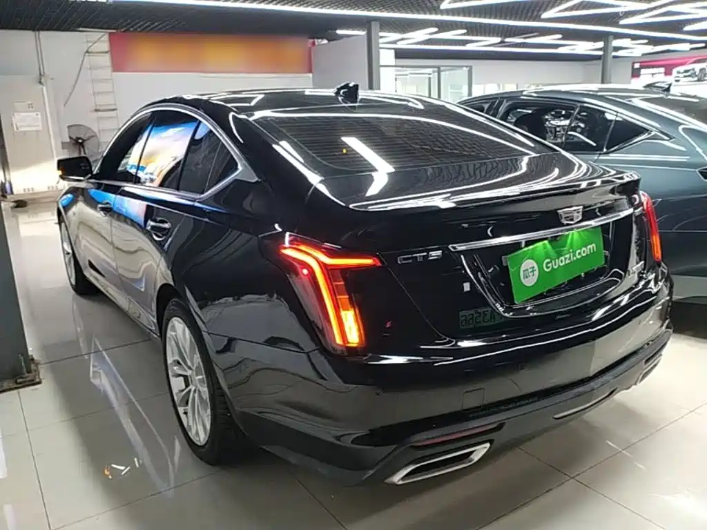 Cadillac CT5 — миниатюра 5