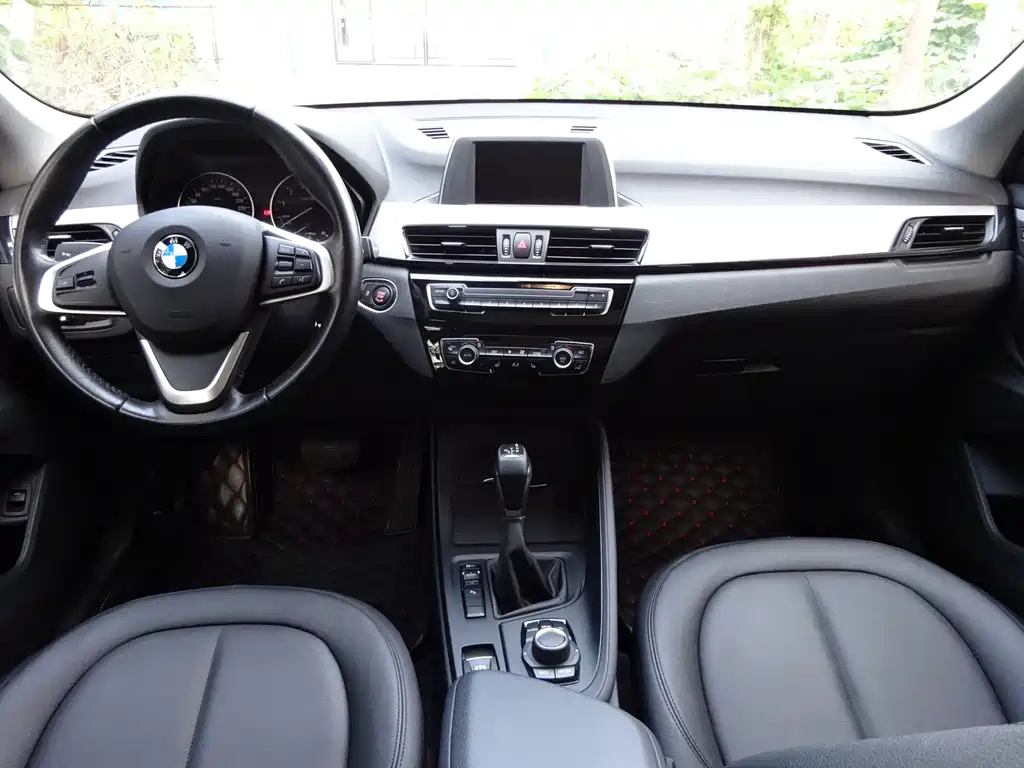 BMW X1 — миниатюра 8