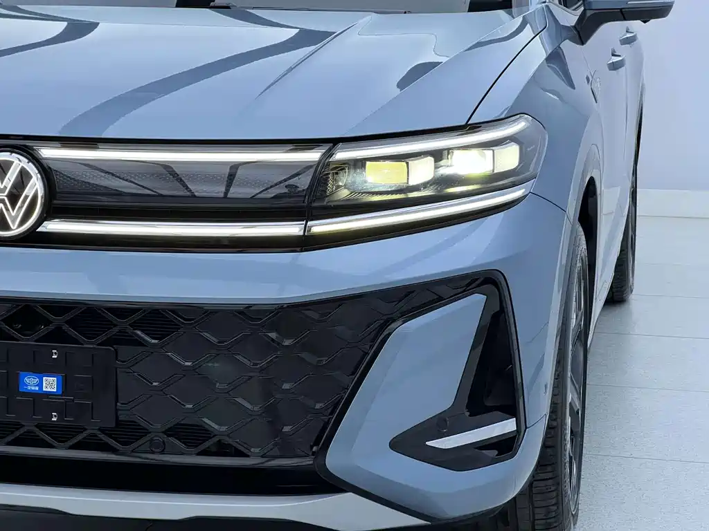 Volkswagen Talagon — миниатюра 4