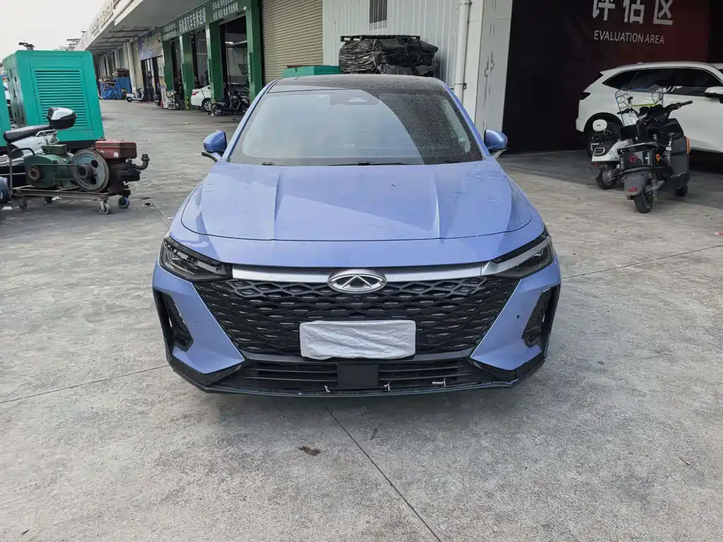 Chery Arrizo 8