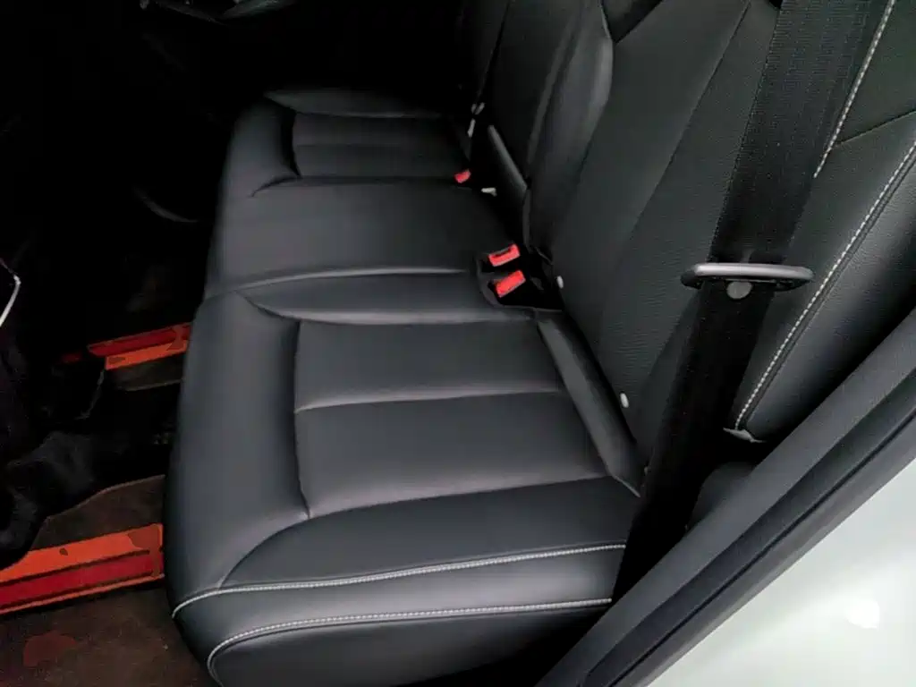 Roewe RX5 — миниатюра 17