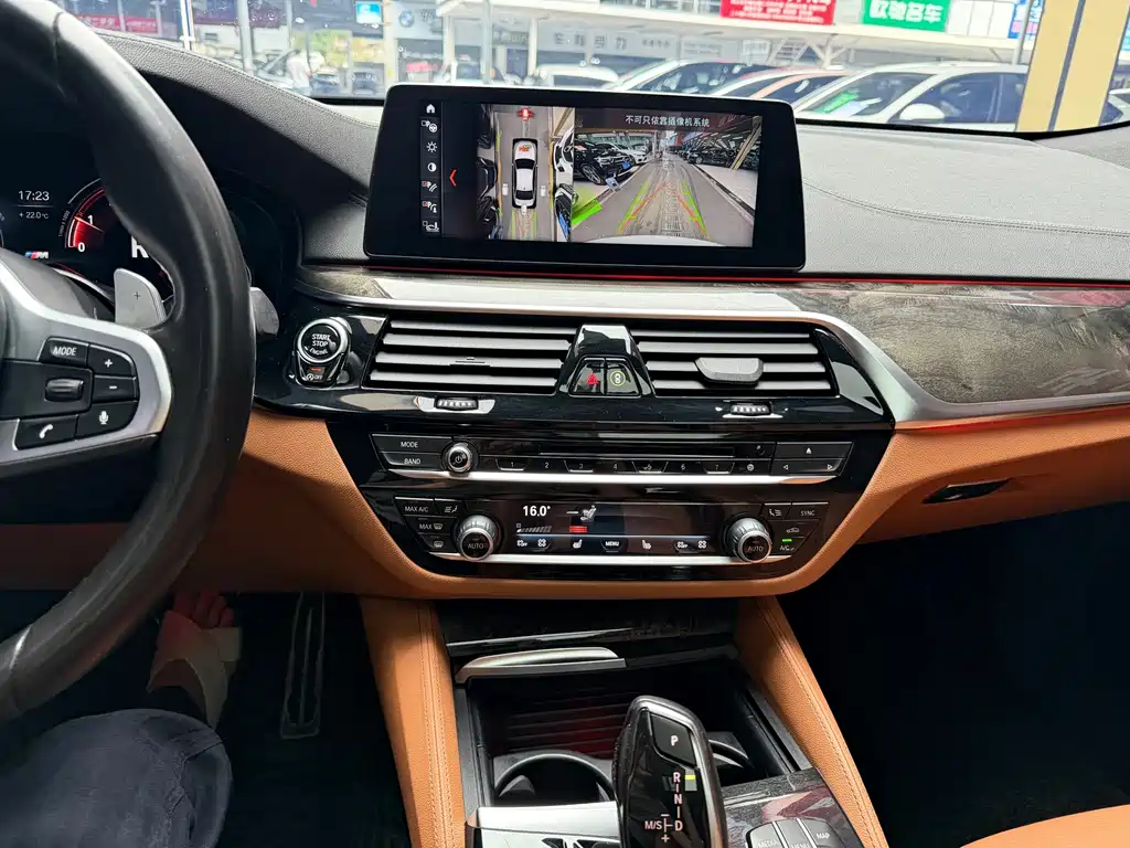 BMW 6 Series GT — миниатюра 8