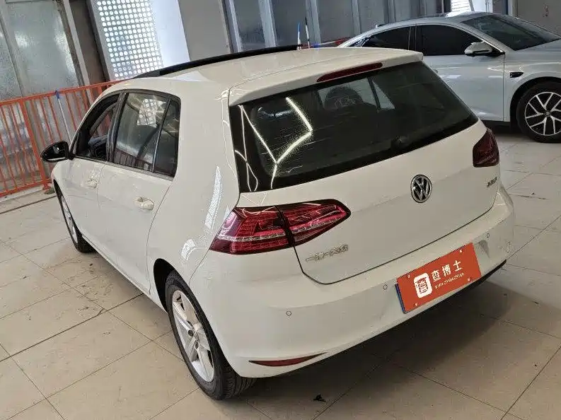 Volkswagen Golf — миниатюра 3