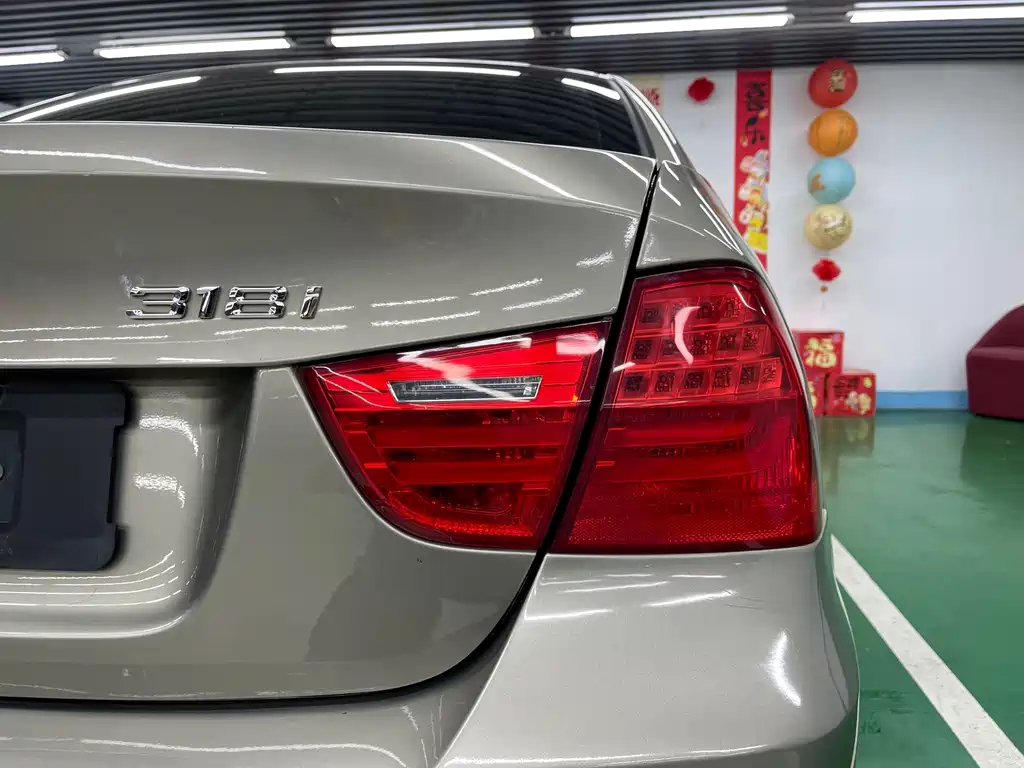 BMW 3 Series — миниатюра 26