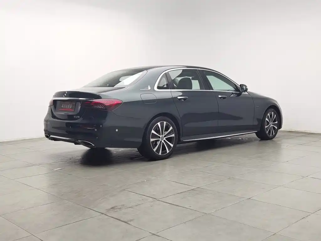 Mercedes-Benz E-Class New Energy — миниатюра 2