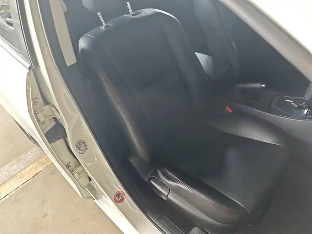 Mazda 3 Xingcheng — миниатюра 25