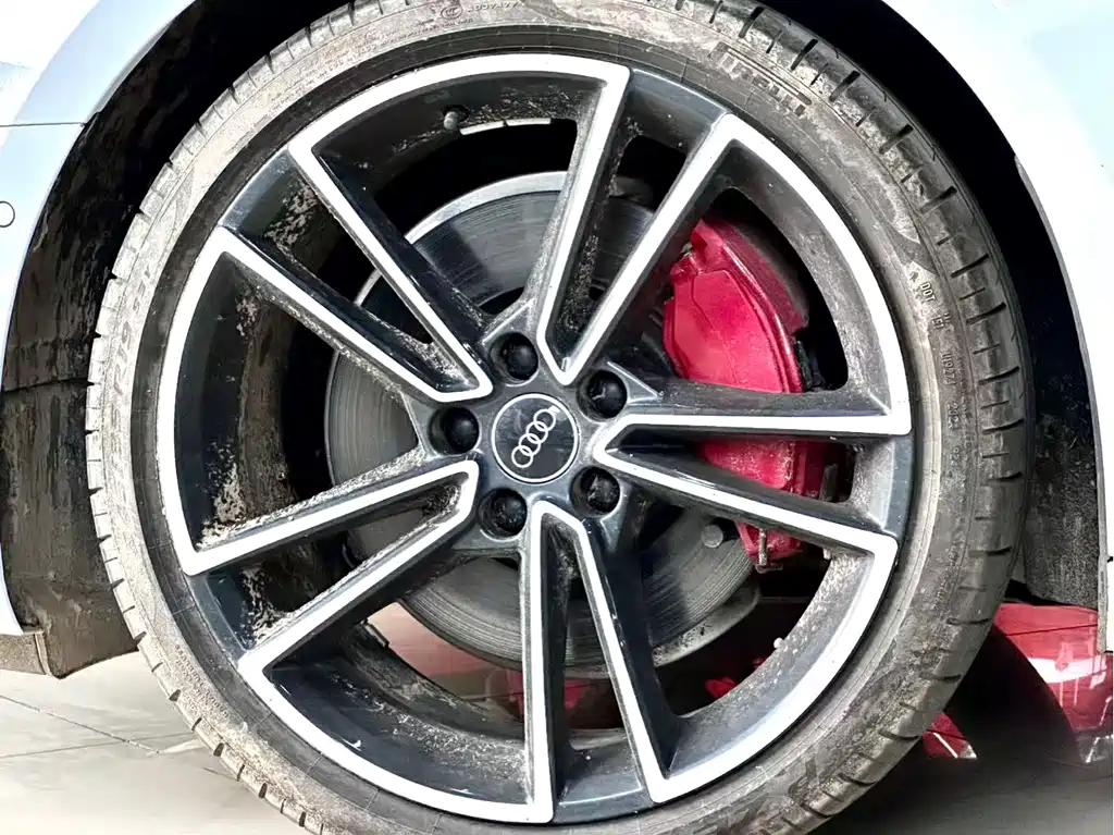 Audi A4L — миниатюра 6