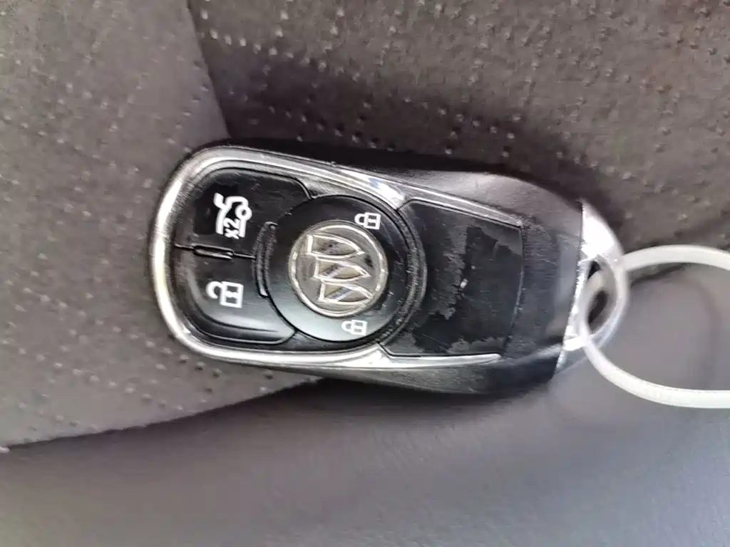 Buick Verano — миниатюра 9