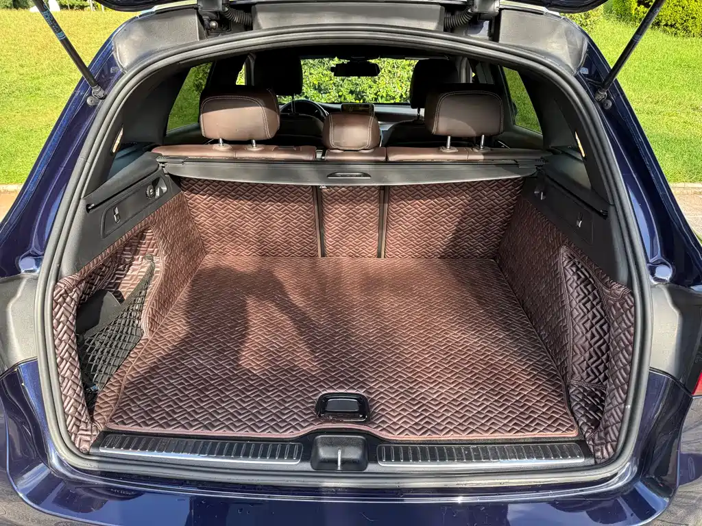 Mercedes-Benz GLC — миниатюра 24