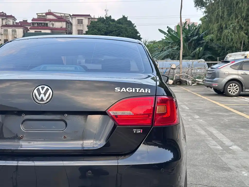 Volkswagen Sagitar — миниатюра 7