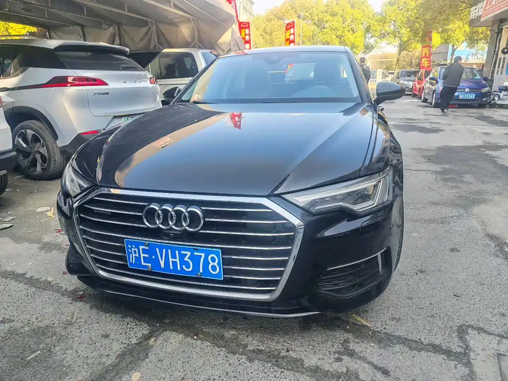 Audi A6L 2022