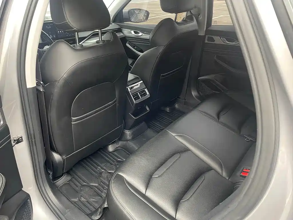 Geely Preface 2023 2.0TD Luxury