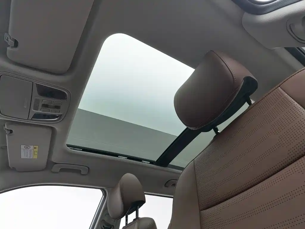 Kia Sportage — миниатюра 14