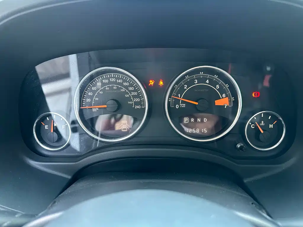 Jeep Compass (Import) — миниатюра 16