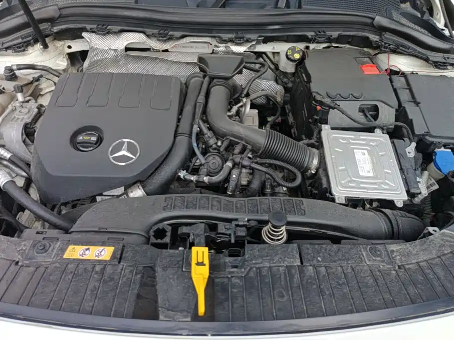 Mercedes-Benz GLA — миниатюра 10