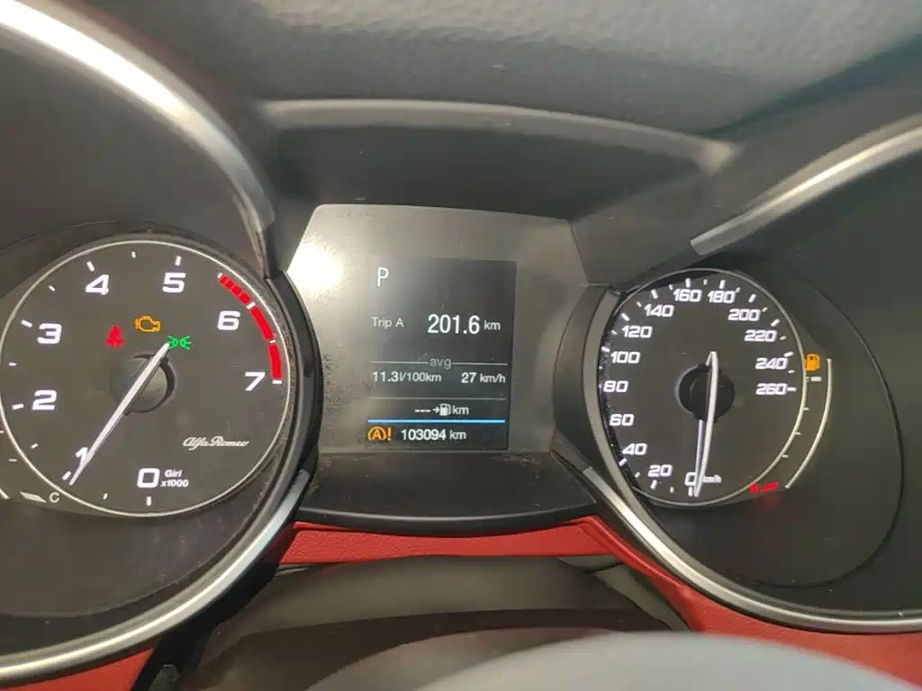 Alfa Romeo Stelvio — миниатюра 12