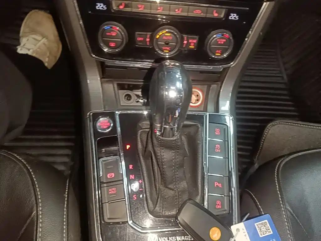 Volkswagen Passat — миниатюра 14