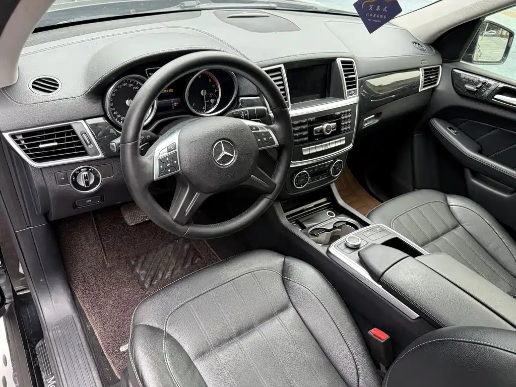 Mercedes-Benz GL-Class — миниатюра 7
