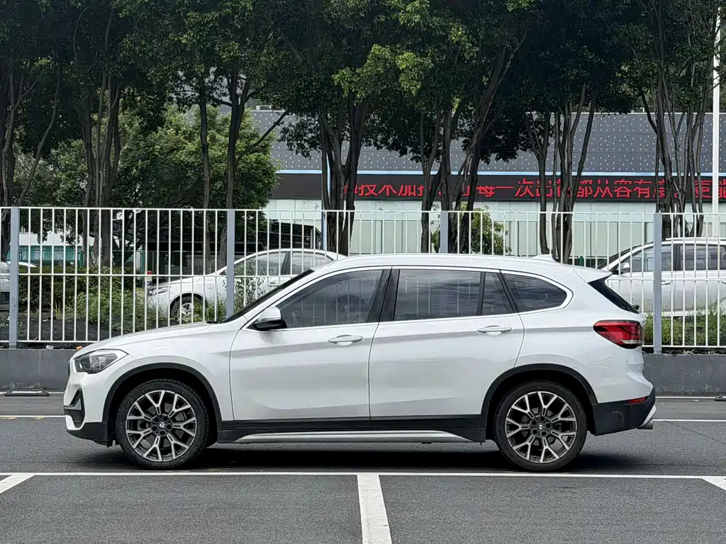 BMW X1 — миниатюра 4