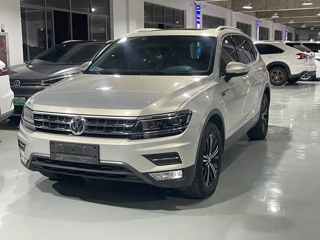 Volkswagen Tiguan L