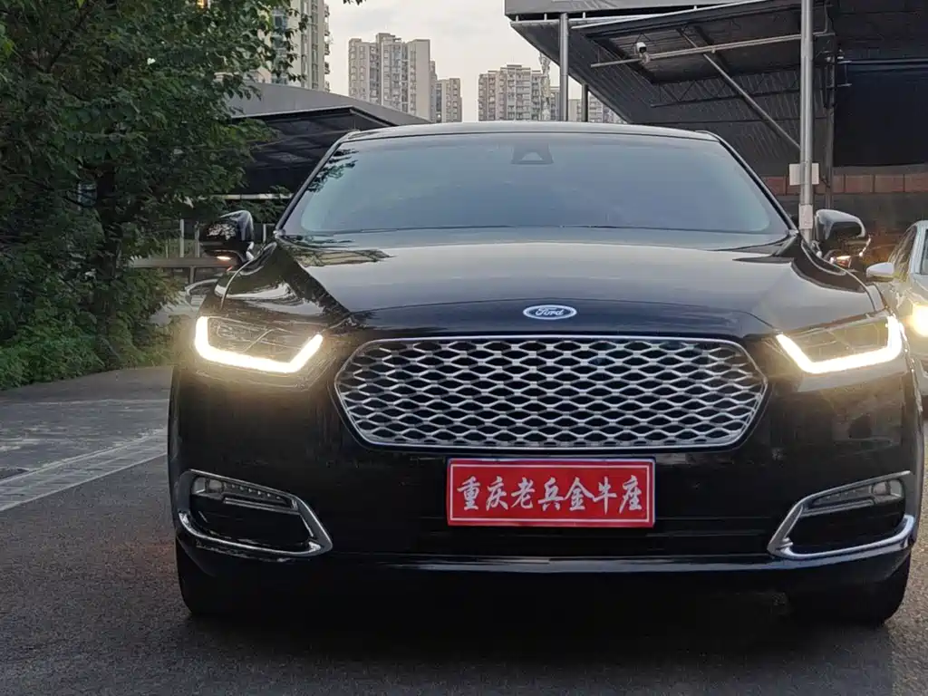 FORD TAURUS