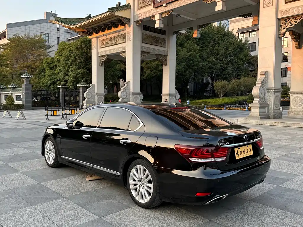 Lexus LS — фотографии объявления, Фото 18