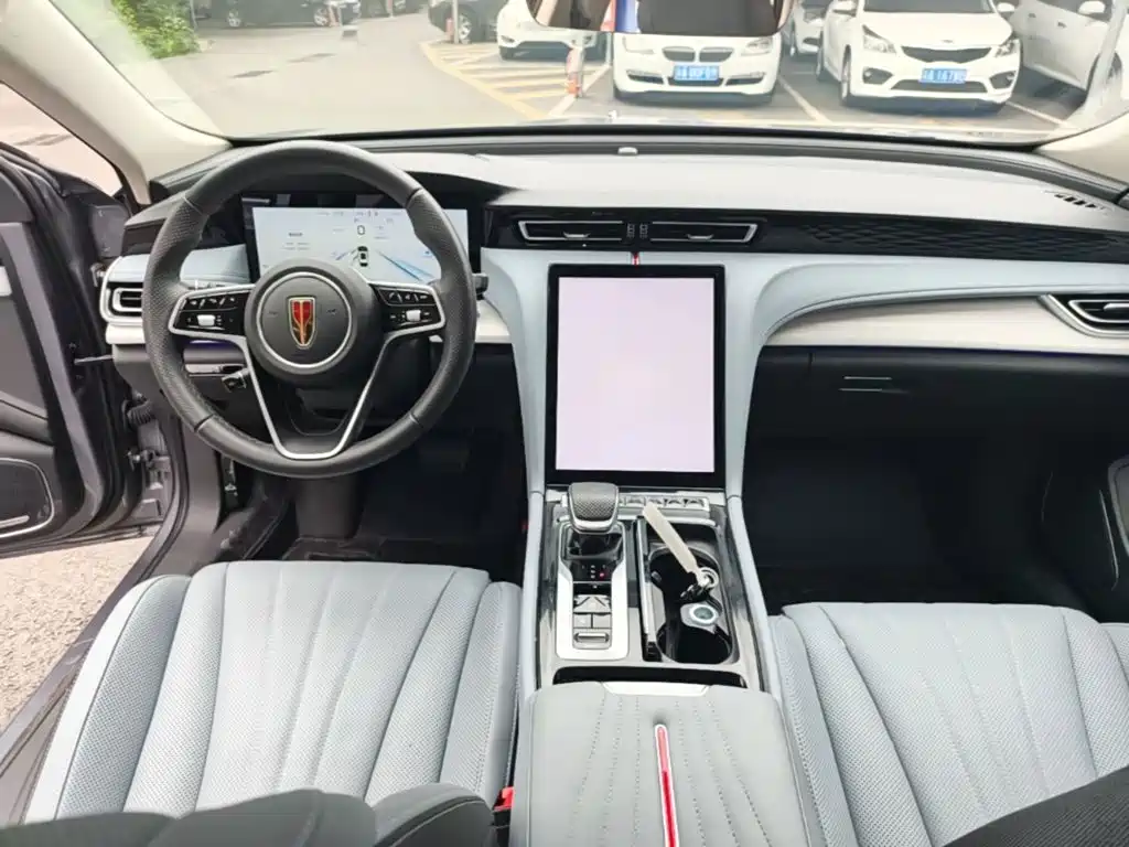 Hongqi Hongqi H5 PHEV — миниатюра 10