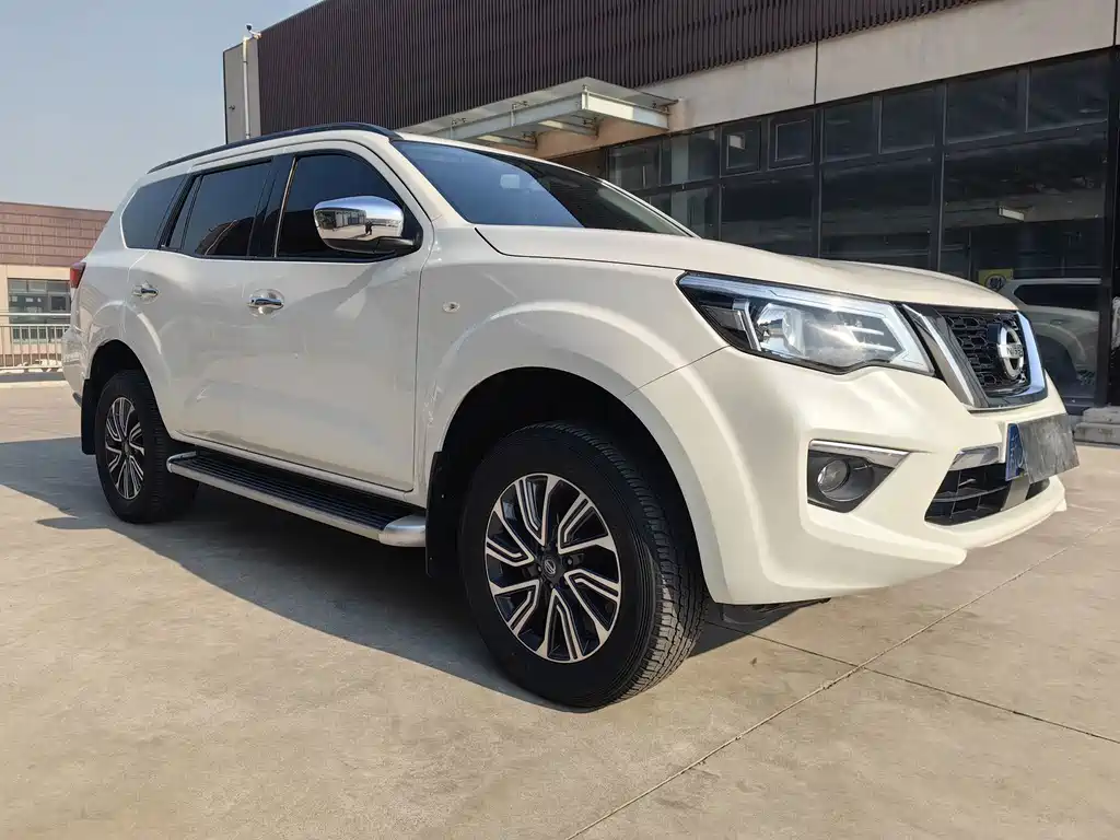 Nissan Terra