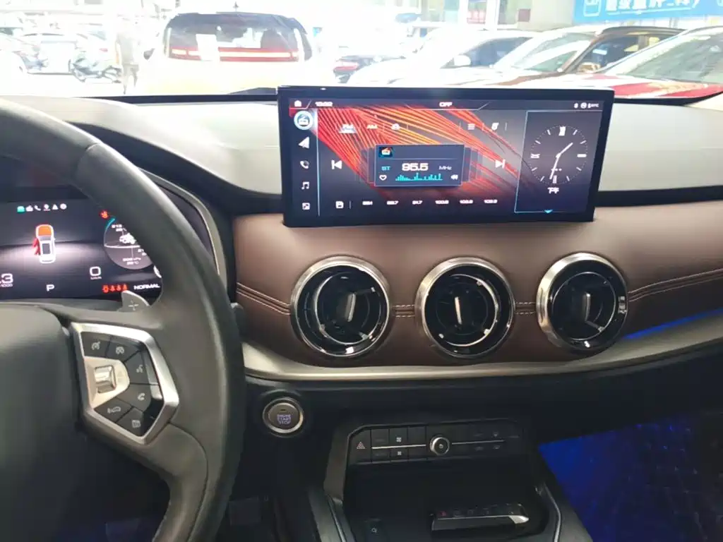 Wey Wey VV6 — миниатюра 13