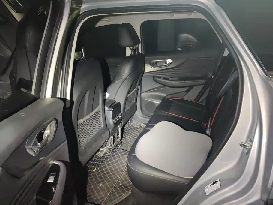 BAIC X7 — миниатюра 10