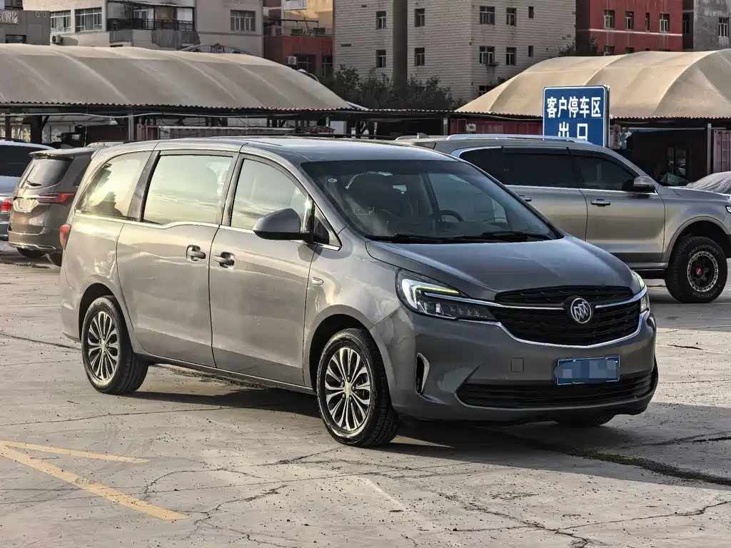 Buick GL8 — миниатюра 3